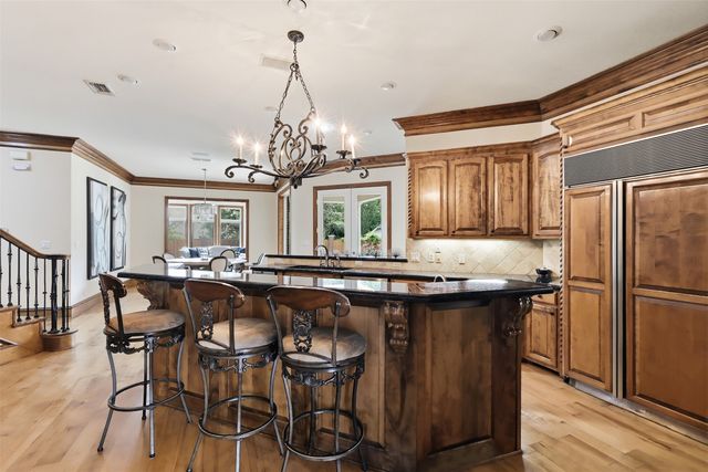 503 Greenhill Park Avenue, Mt Pleasant, TX 75455