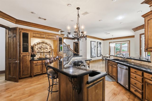 503 Greenhill Park Avenue, Mt Pleasant, TX 75455