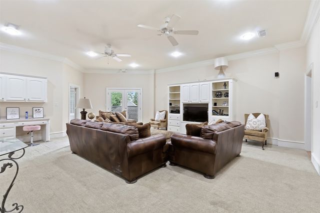 503 Greenhill Park Avenue, Mt Pleasant, TX 75455