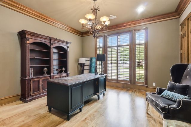 503 Greenhill Park Avenue, Mt Pleasant, TX 75455