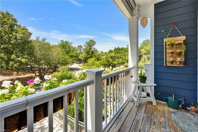 3980 Shady Oaks DR, Virginia Beach, VA 23455
