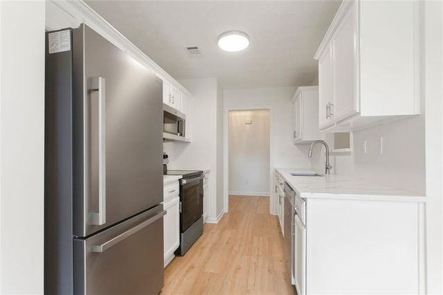 443 Camella Circle, Mcdonough, GA 30252