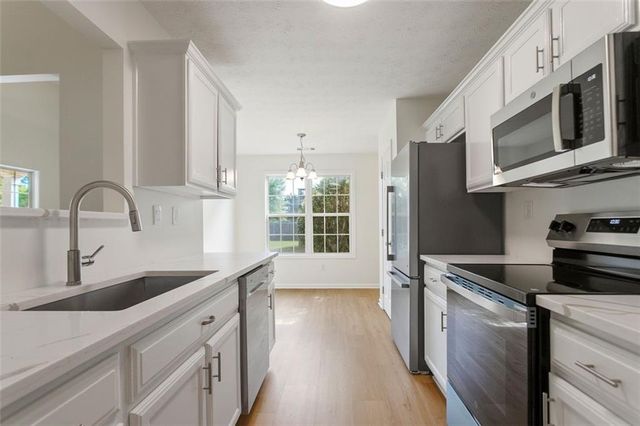 443 Camella Circle, Mcdonough, GA 30252