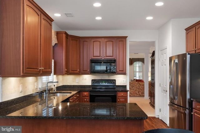 2623 SALFORD DR, Crofton, MD 21114