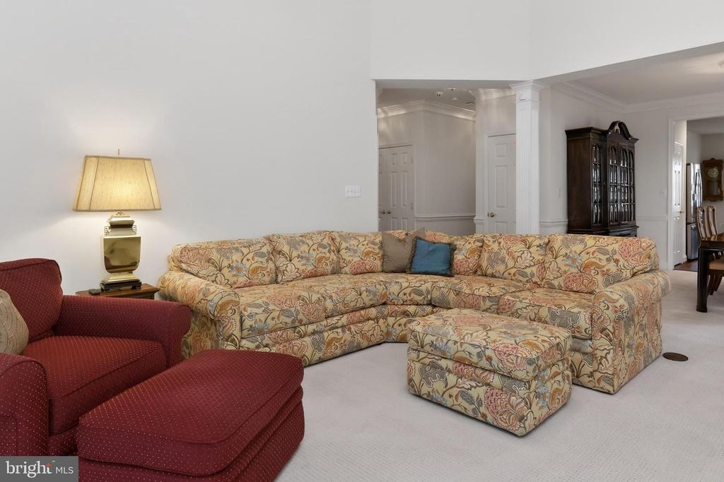 Image 15 of property listing at 2623 SALFORD DR, Crofton, MD 21114