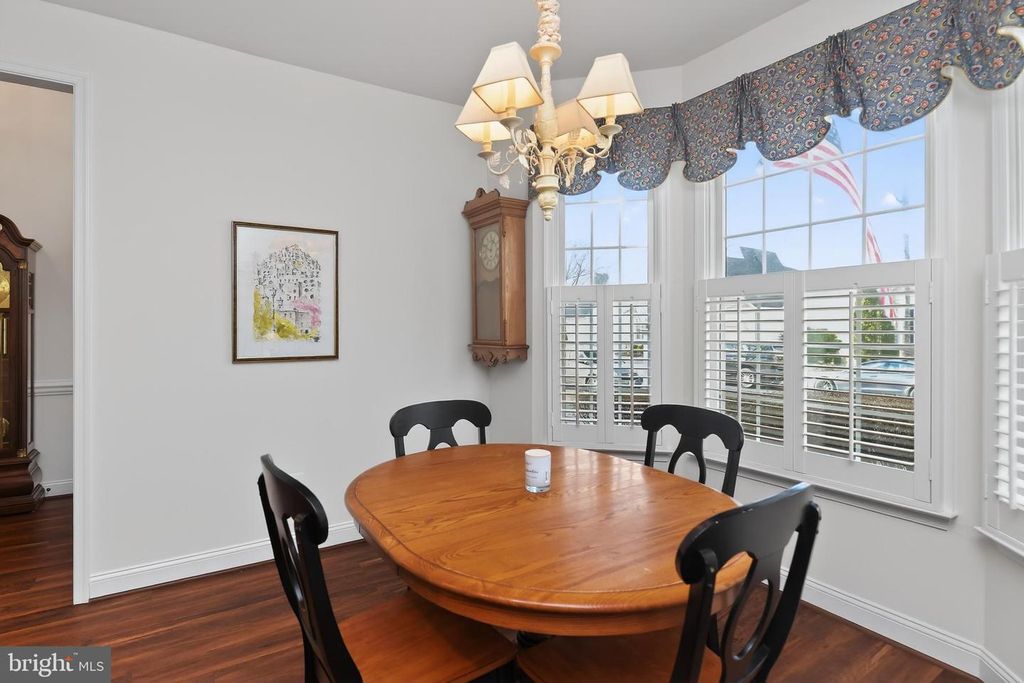 Image 28 of property listing at 2623 SALFORD DR, Crofton, MD 21114