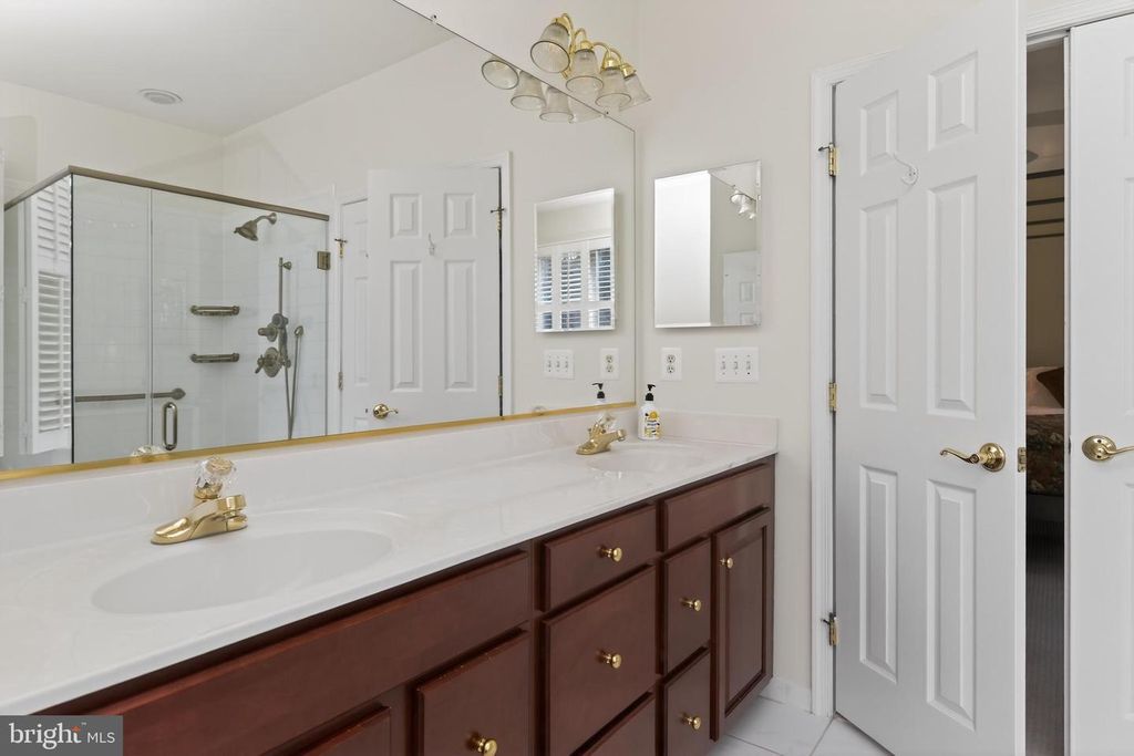 Image 36 of property listing at 2623 SALFORD DR, Crofton, MD 21114