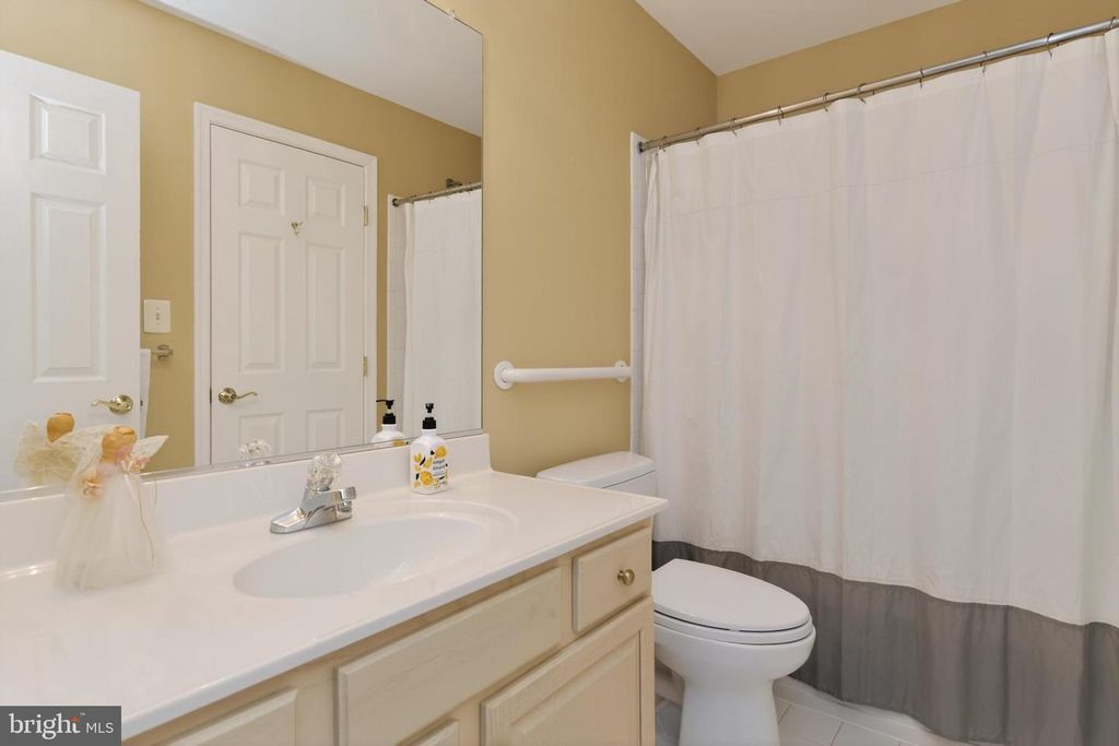 Image 51 of property listing at 2623 SALFORD DR, Crofton, MD 21114