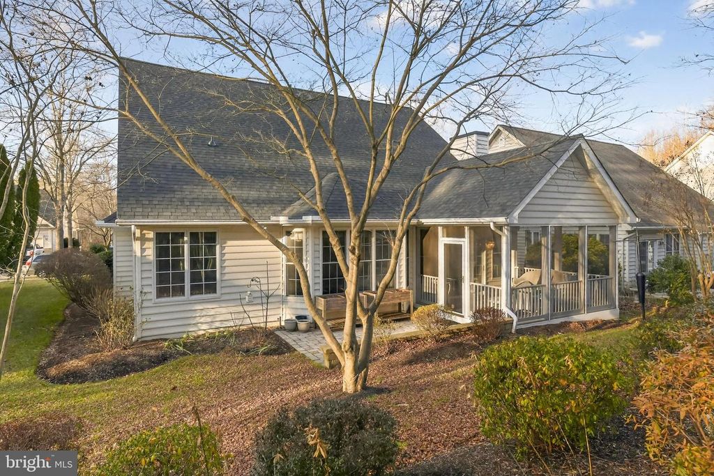 Image 53 of property listing at 2623 SALFORD DR, Crofton, MD 21114