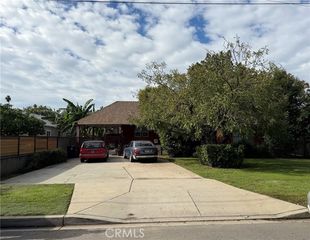 7229 De Celis, Van Nuys (los Angeles), CA 91406