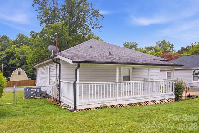 2412 Jackson Street, Belmont, NC 28012