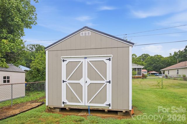 2412 Jackson Street, Belmont, NC 28012