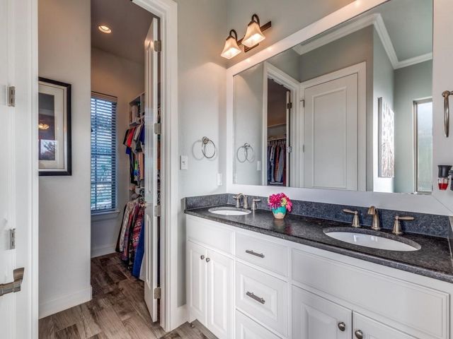 165 Cote D Azur, Chico, TX 76431