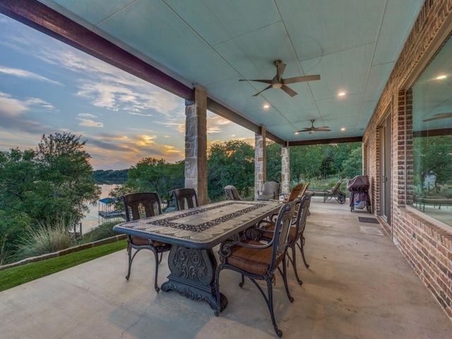 165 Cote D Azur, Chico, TX 76431