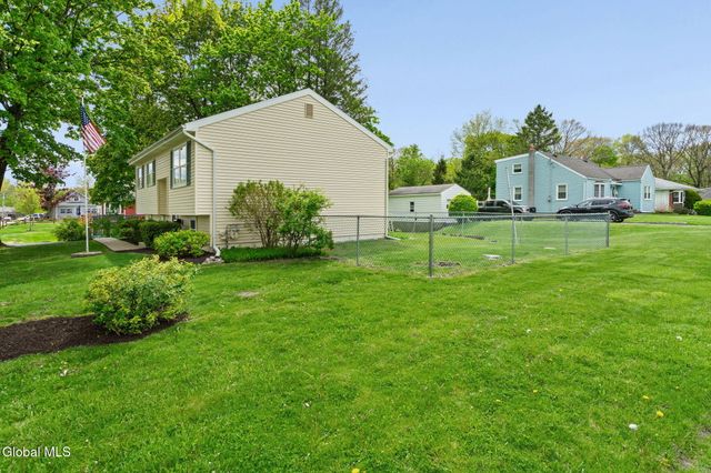 28 Corliss Avenue, Rensselaer, NY 12144