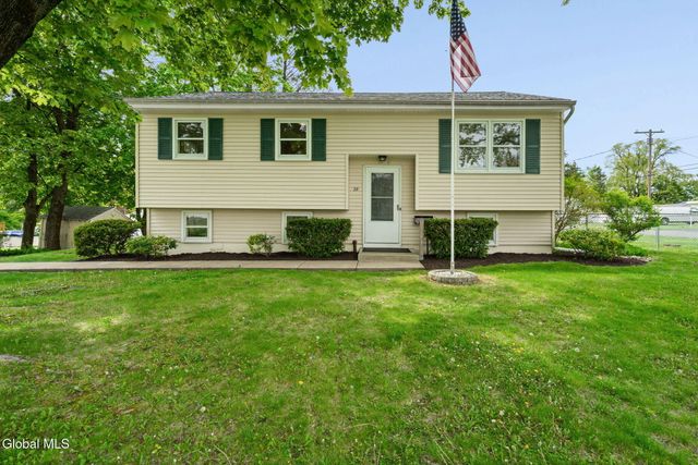 28 Corliss Avenue, Rensselaer, NY 12144