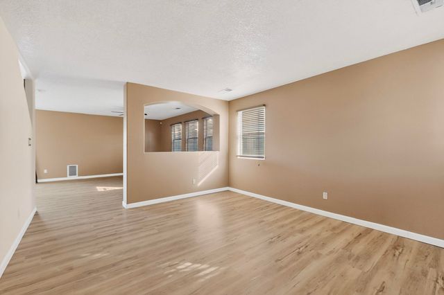 10420 Vendaval Avenue NW, Albuquerque, NM 87114