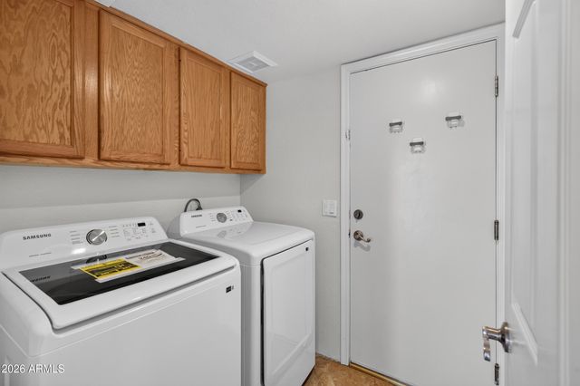6321 E ROLAND Street, Mesa, AZ 85215