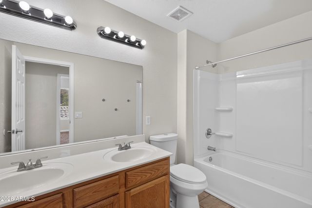 6321 E ROLAND Street, Mesa, AZ 85215