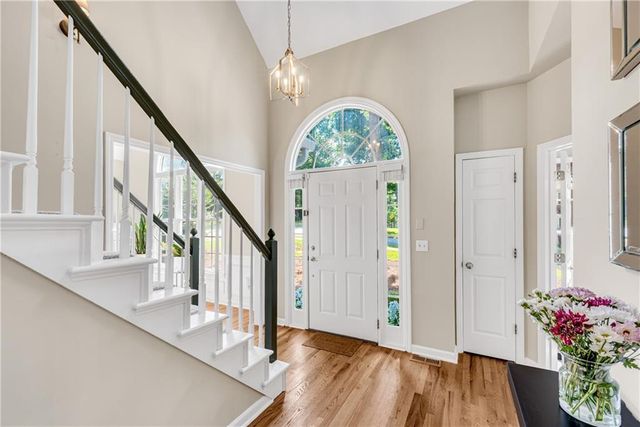 524 Summer Terrace, Woodstock, GA 30189