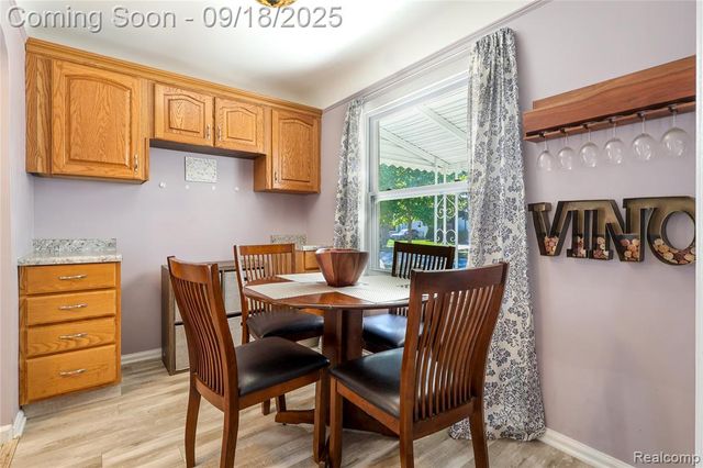 24440 Penn Street, Dearborn, MI 48124