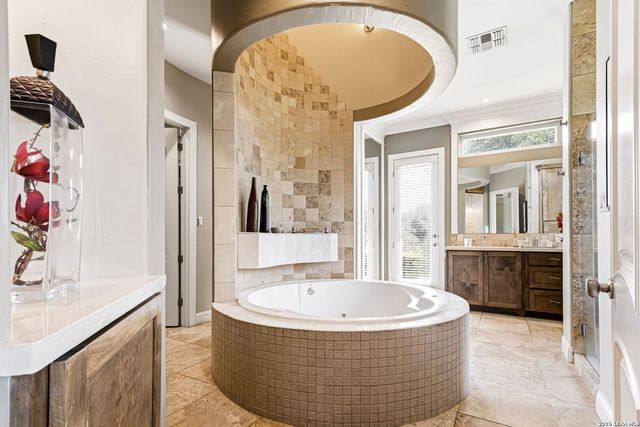 6 Lantana Ridge, San Antonio, TX 78258