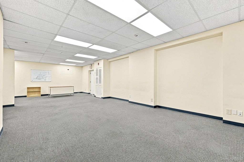 92 S Central Avenue, Hartsdale, NY 10530 — photo 4