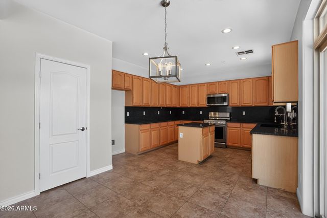 6909 W CARTER Road, Laveen, AZ 85339