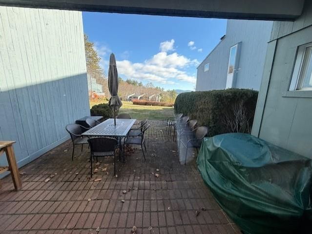 18 Gardner Bay Road, Sunapee, NH 03782