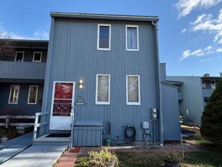 18 Gardner Bay Road, Sunapee, NH 03782