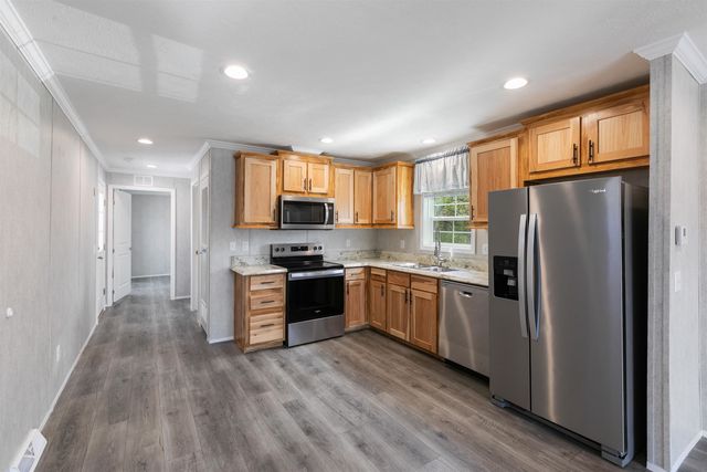 88 A Brookwood Drive, Salem, NH 03079