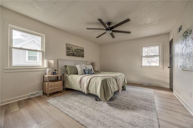 10036 Wedd Drive, Overland Park, KS 66212