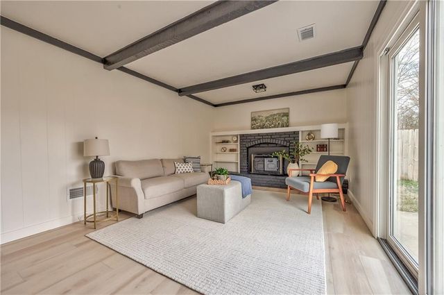 10036 Wedd Drive, Overland Park, KS 66212