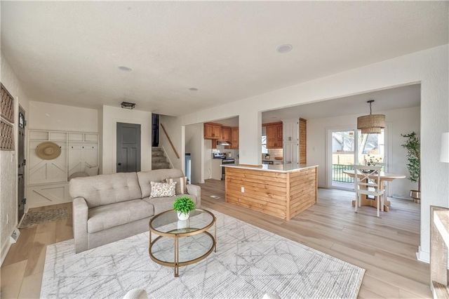 10036 Wedd Drive, Overland Park, KS 66212