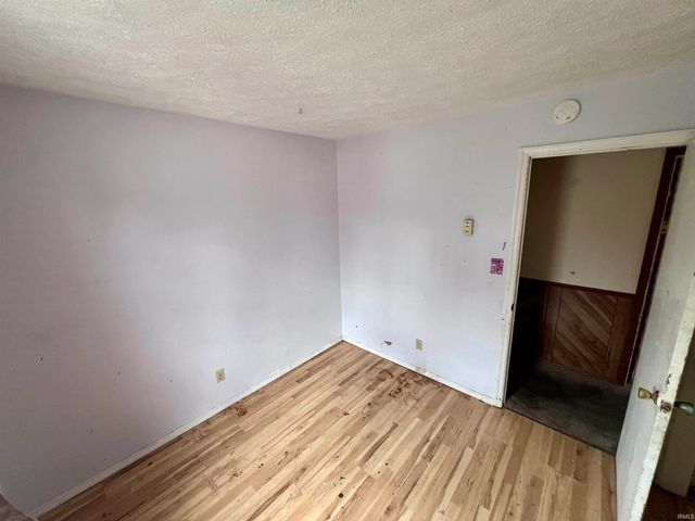 240 & 242 W Main Street, Ellettsville, IN 47429