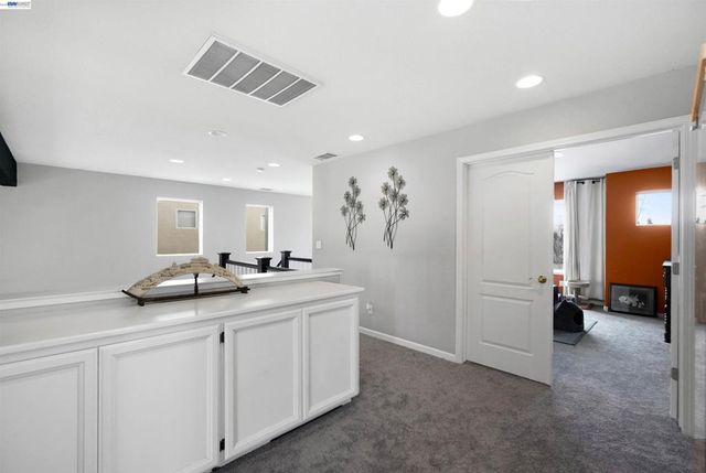 25085 Silverthorne Pl., Hayward, CA 94544