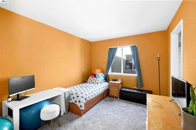 25085 Silverthorne Pl., Hayward, CA 94544