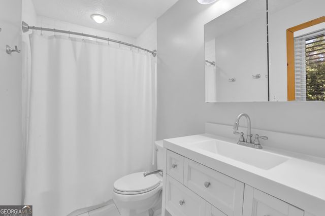 3956 Viewpoint Court, Marietta, GA 30066