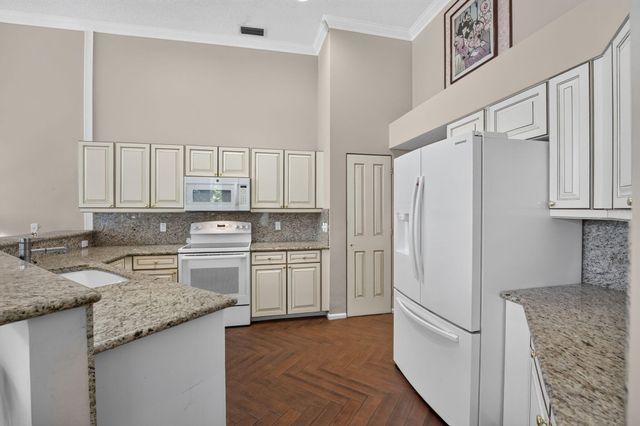 7622 Northport Drive, Boynton Beach, FL 33472