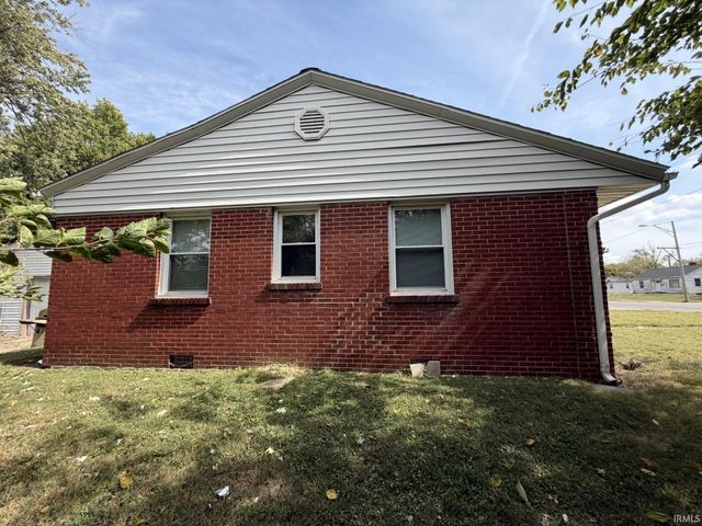 1800 Covert Avenue, Evansville, IN 47714