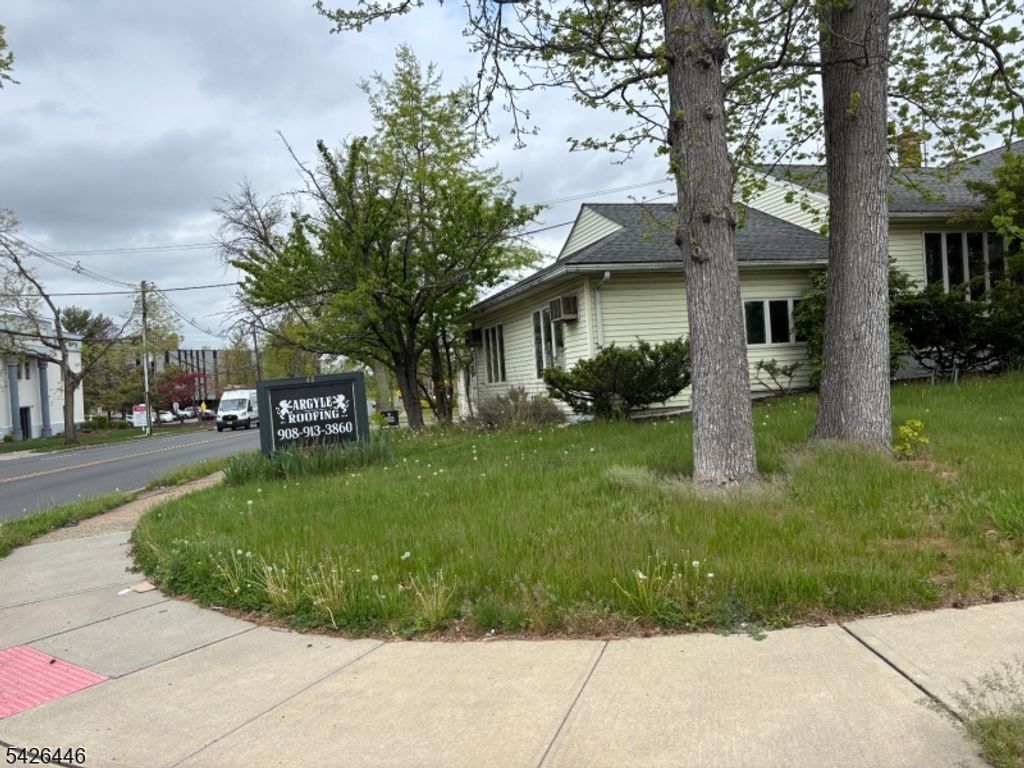 6 Grand St, Clark Twp., NJ 07066 — photo 3
