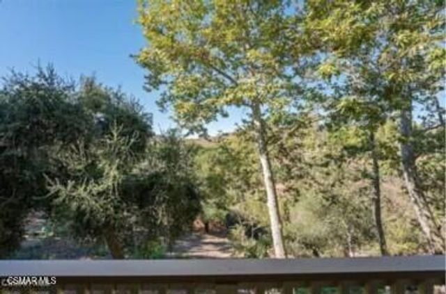 5744 Oak Bend Lane Lane 208, Oak Park, CA 91377