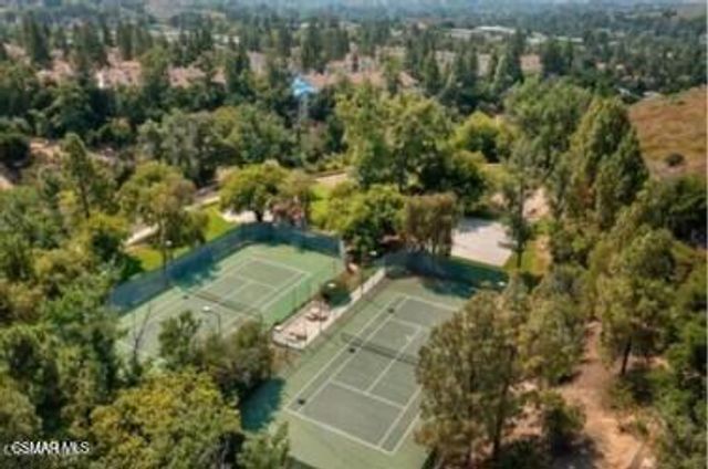 5744 Oak Bend Lane Lane 208, Oak Park, CA 91377