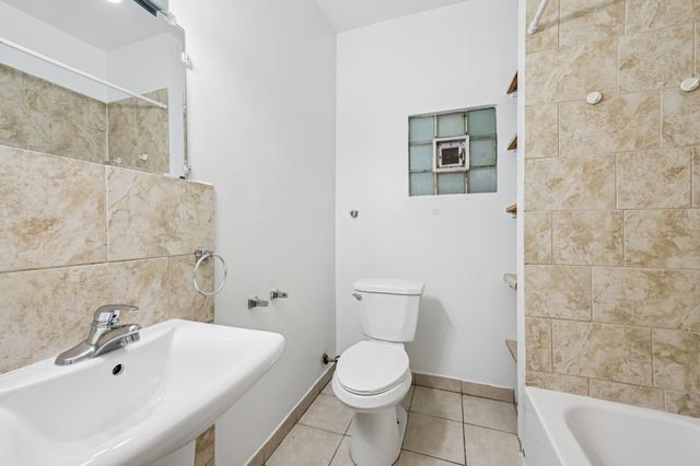 2124 W 24TH Street, Chicago, IL 60608
