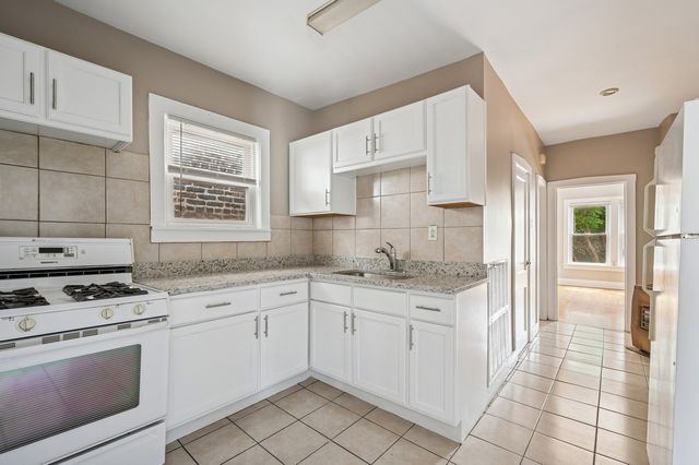 2124 W 24TH Street, Chicago, IL 60608