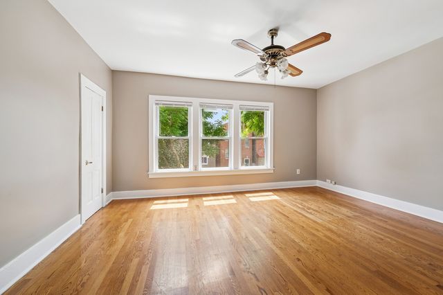 2124 W 24TH Street, Chicago, IL 60608