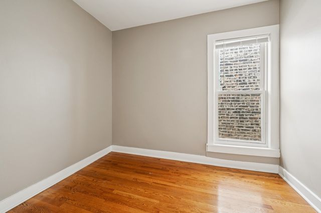 2124 W 24TH Street, Chicago, IL 60608