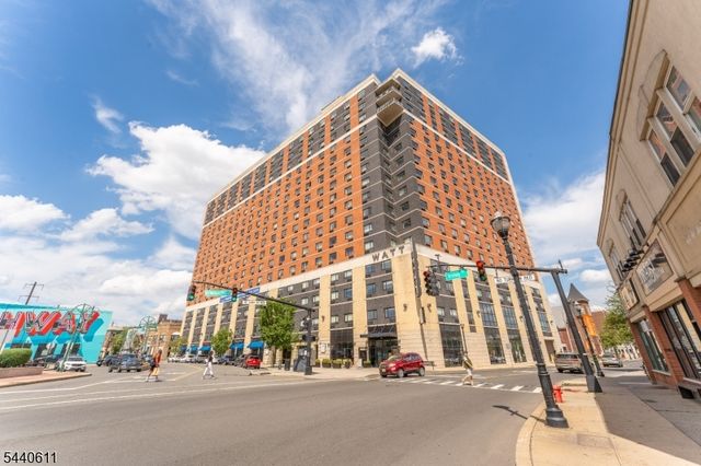 1 Carriage City Plz 807, Rahway City, NJ 07065
