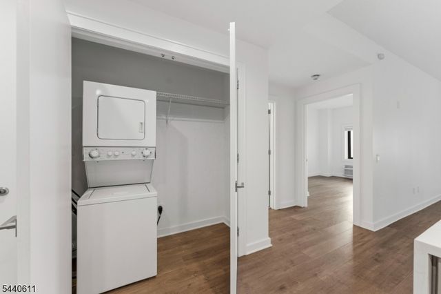 1 Carriage City Plz 807, Rahway City, NJ 07065