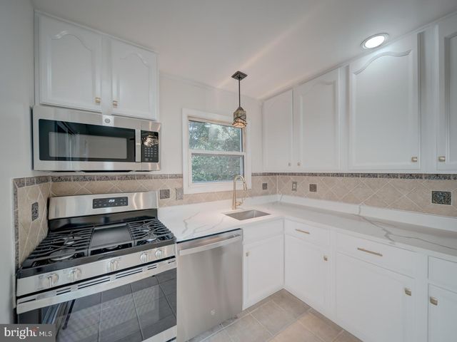 6207 GEMINI CT, Burke, VA 22015